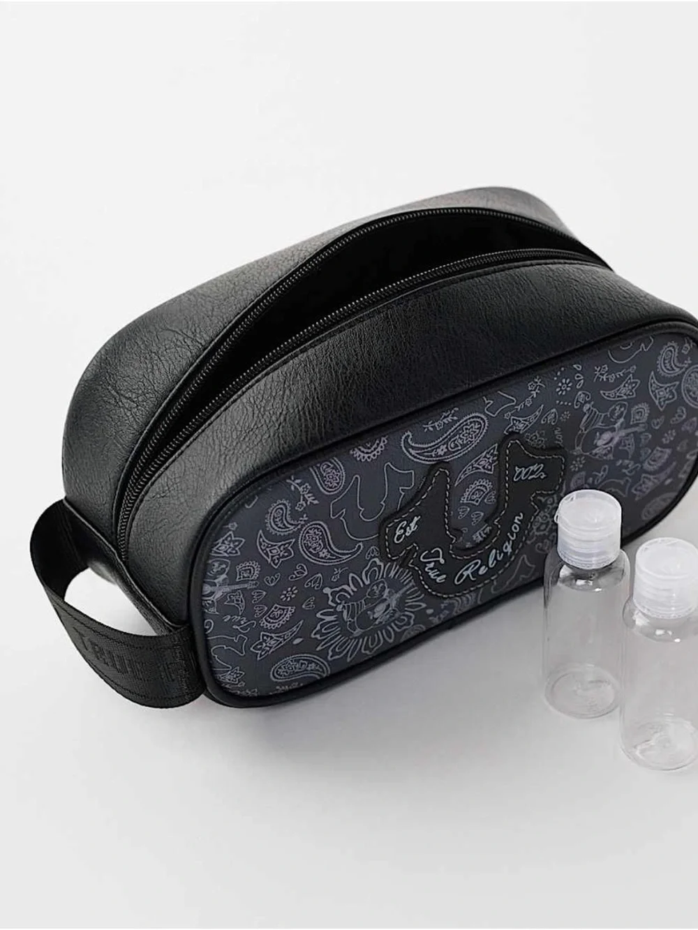 New Authentic True Religion Mens Toiletry Bag Travel Paisley Bandanna Black
